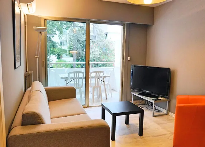 Appartement Proche Croisette, T2 Avec Terrasse, By Palmazur